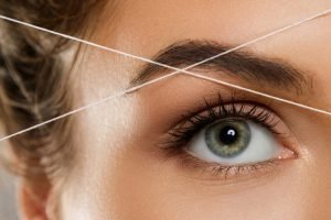 Découvrez la magie du Threading chez Imagina coiffure et esthétique. Des sourcils impeccables, une peau douce - laissez notre Épilation au Fil sublimer votre beauté naturelle. Pourquoi Choisir l'Épilation au Fil ? Sourcils Sculptés : Des contours parfaits avec une précision artisanale. Douceur Longue Durée : Une peau douce qui dure, sans irritation. Confort Absolu : Une expérience d'épilation légère et agréable.